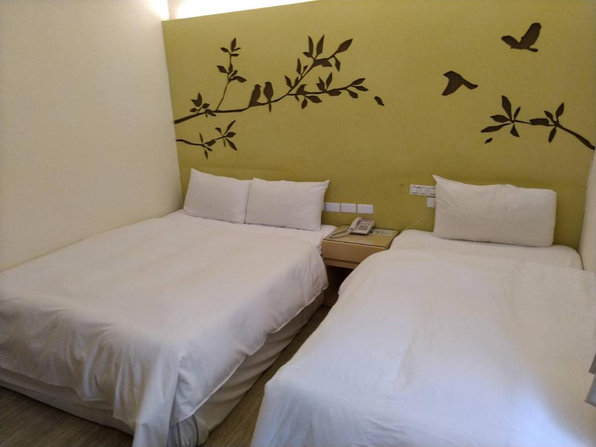 Kiwi Express Hotel - Kaohsiung Station Eksteriør bilde